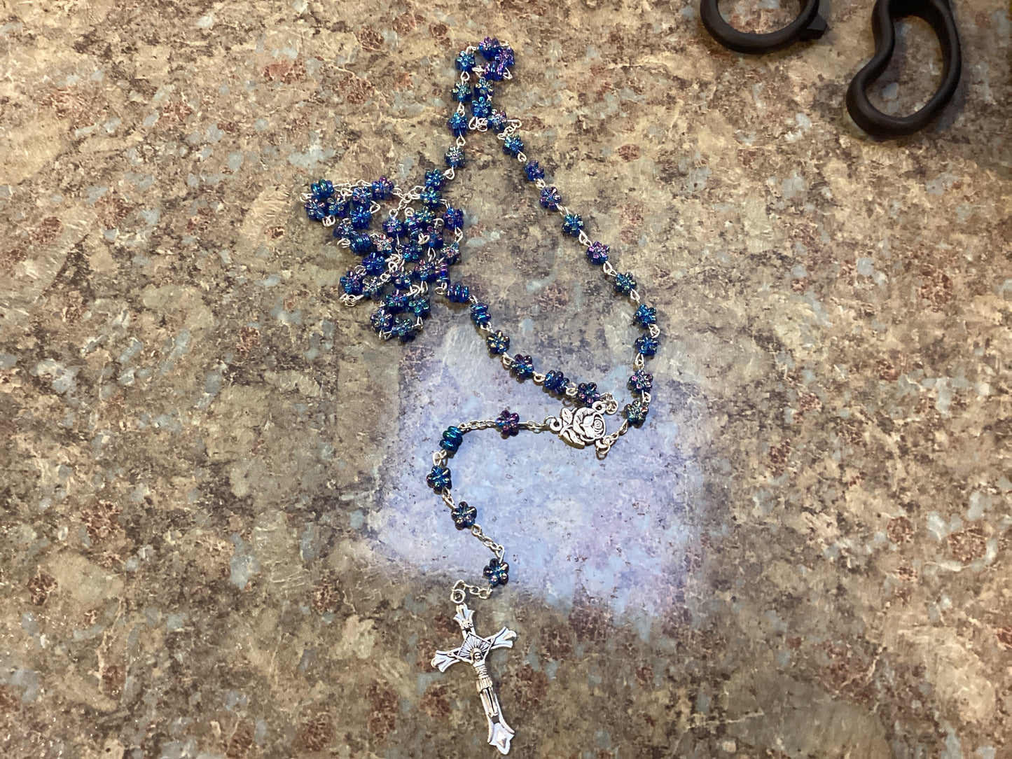 Rosary sapphire floral