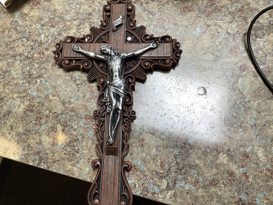 Crucifix 10” pastoral