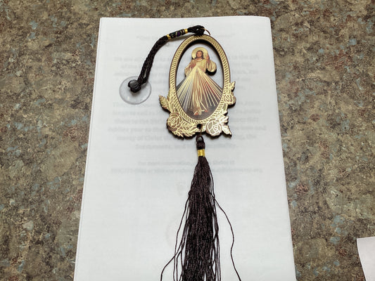 Divine Mercy Pendant - wooden hangings