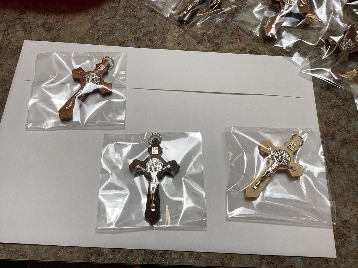 Wooden Benedict Crucifix (4 Asst )
